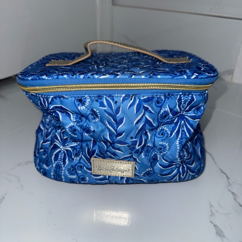 Lilly Pulitzer Makeup/Cosmetic Bag!